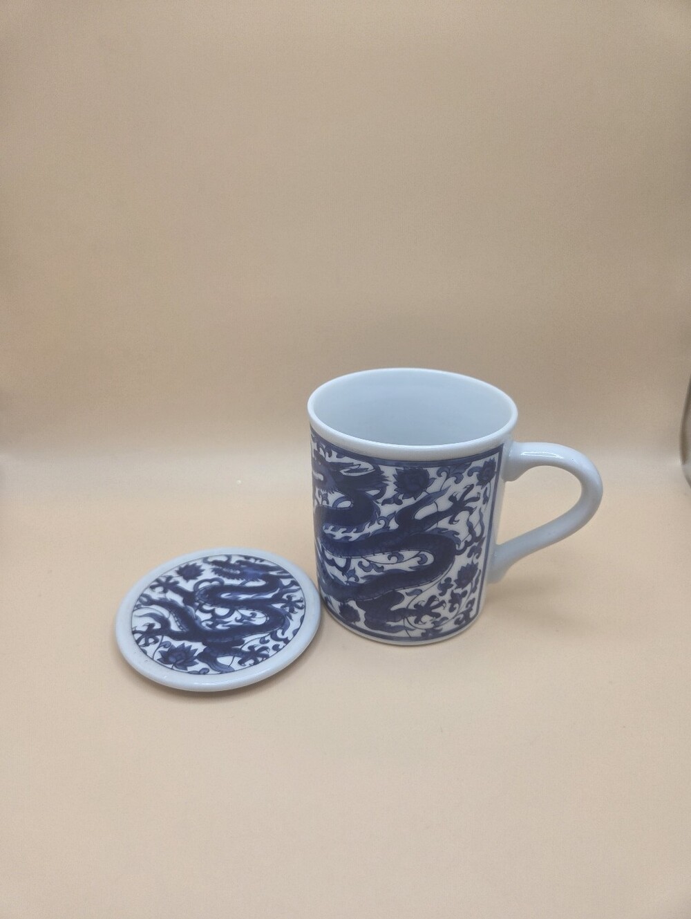 Vintage Japanese Blue Dragon Tea Mug & Lid Porcelain Blue White Chokin / Kutani